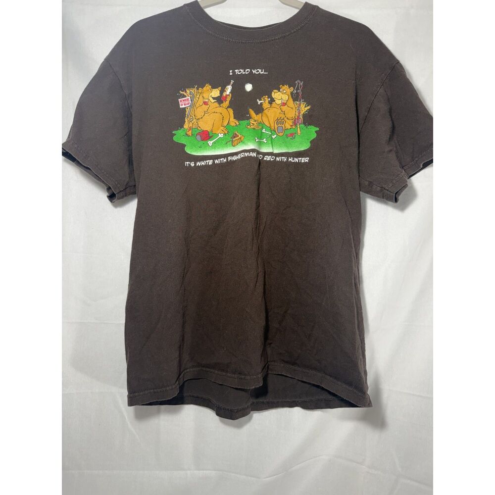 Vintage Y2K Charlie's Stuff Men's M Bear Hunter Fisherman Graphic T-Shirt Brown